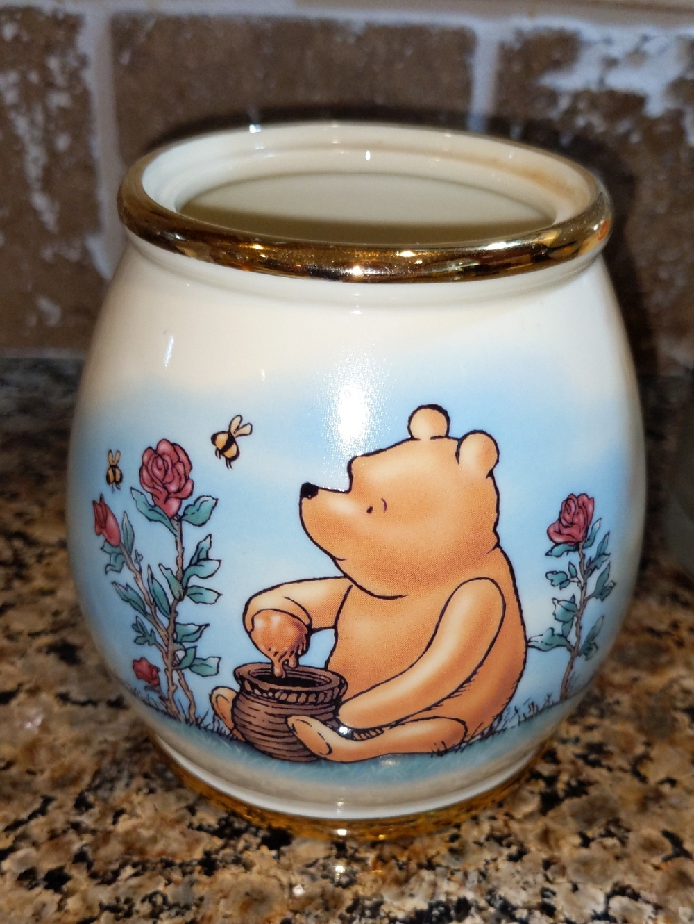 Vtg Disney 1999 Lenox Porcelain Winnie the Pooh Honey Pot 24k Gold Trim No Lid